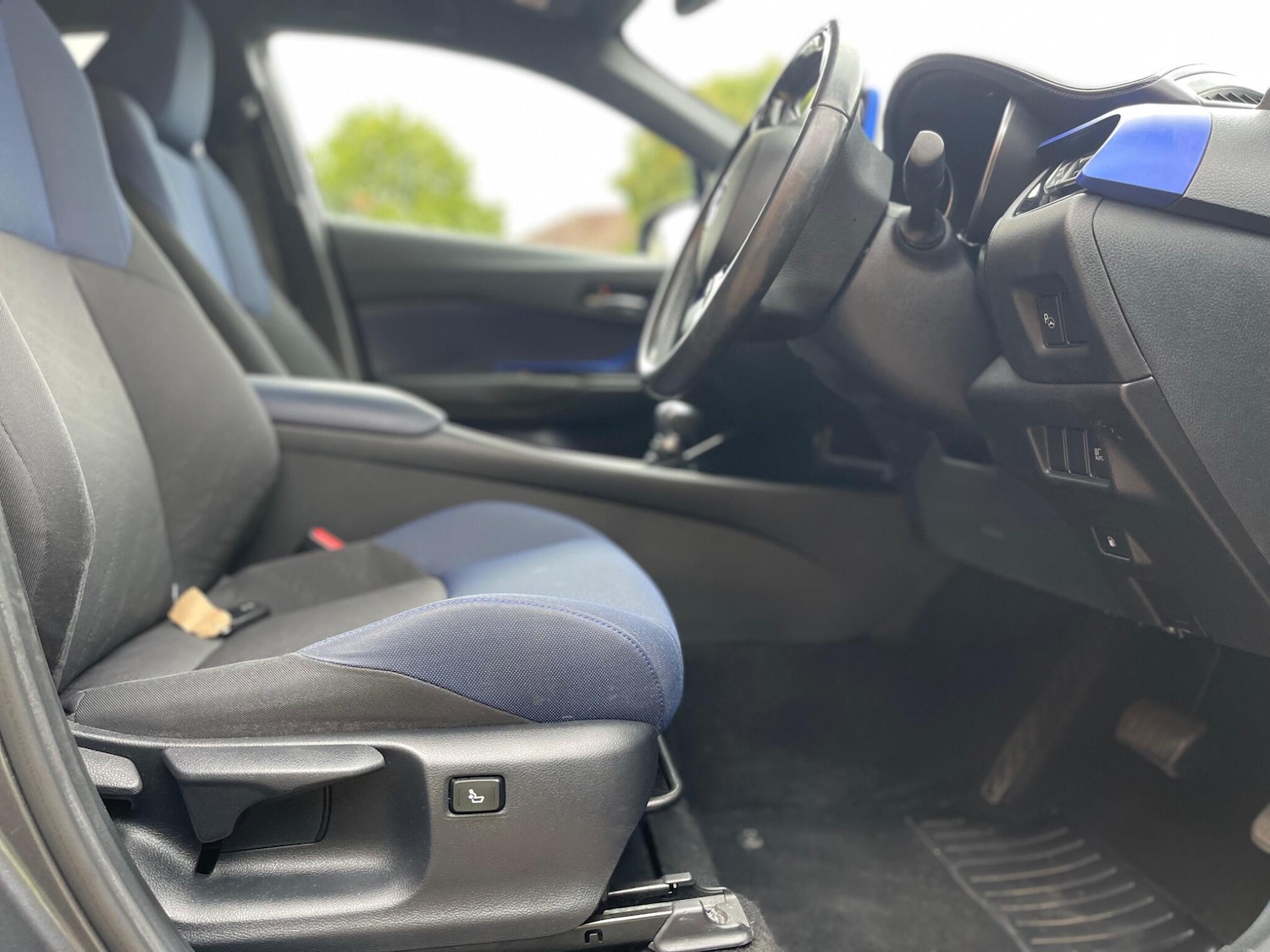 Used Toyota C-HR 2017 for sale - 76326413: Photo 23