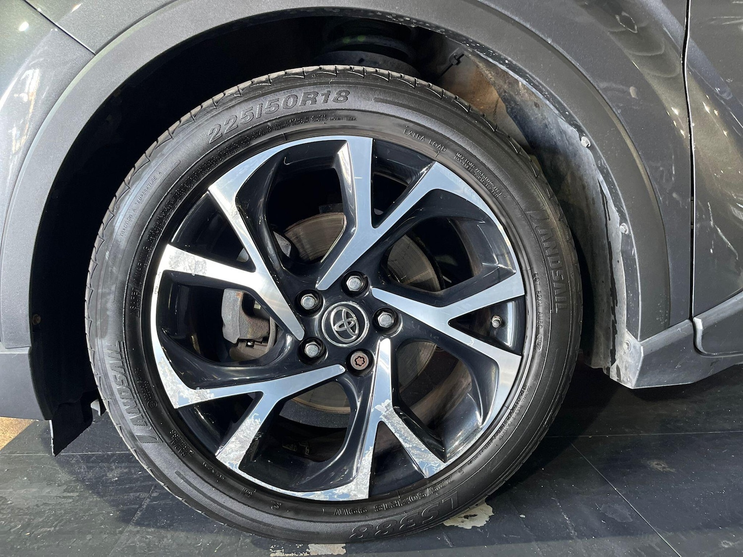 Used Toyota C-HR 2017 for sale - 76326413: Photo 45