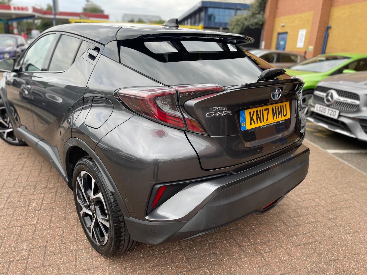 Used Toyota C-HR 2017 for sale - 76326413: Photo 7