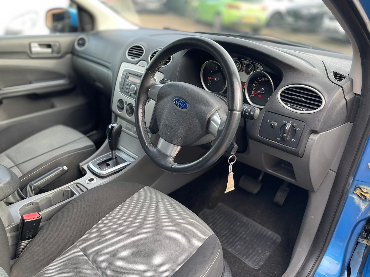 Used Ford Focus 2010 for sale - 76551929: Photo 15