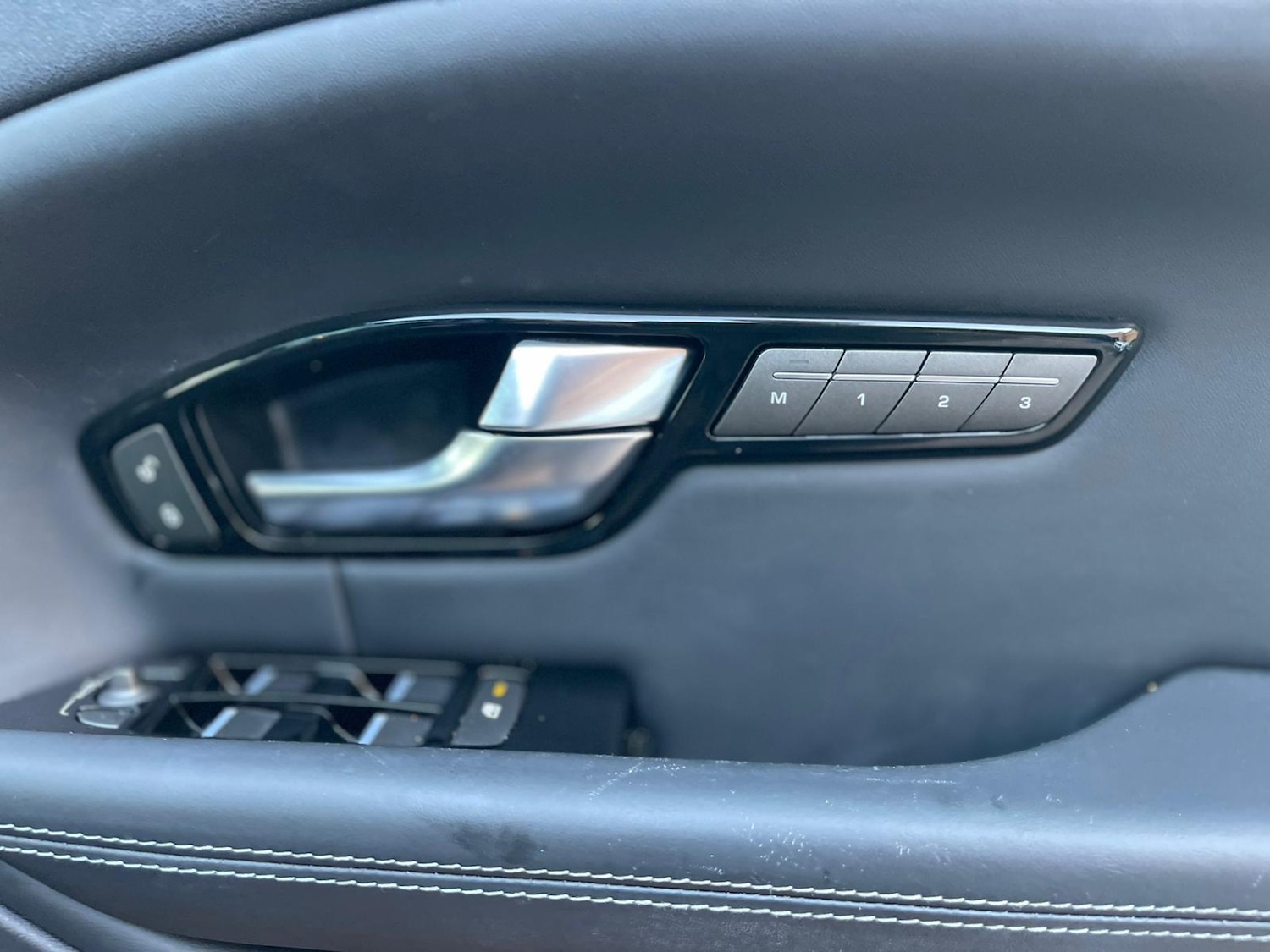 Used Land Rover Range Rover Evoque 2018 for sale - 76551930: Photo 26