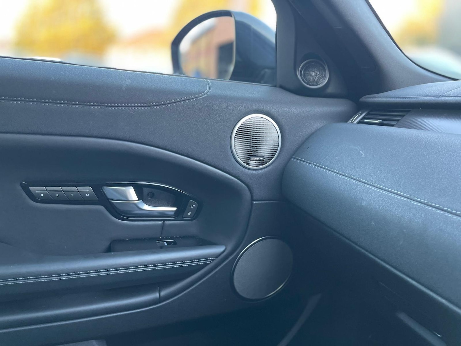 Used Land Rover Range Rover Evoque 2018 for sale - 76551930: Photo 40