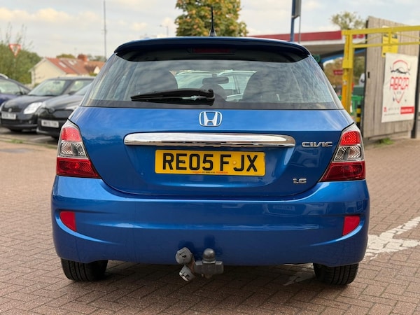 Used Honda Civic 2005 for sale - 76327278: Photo 8