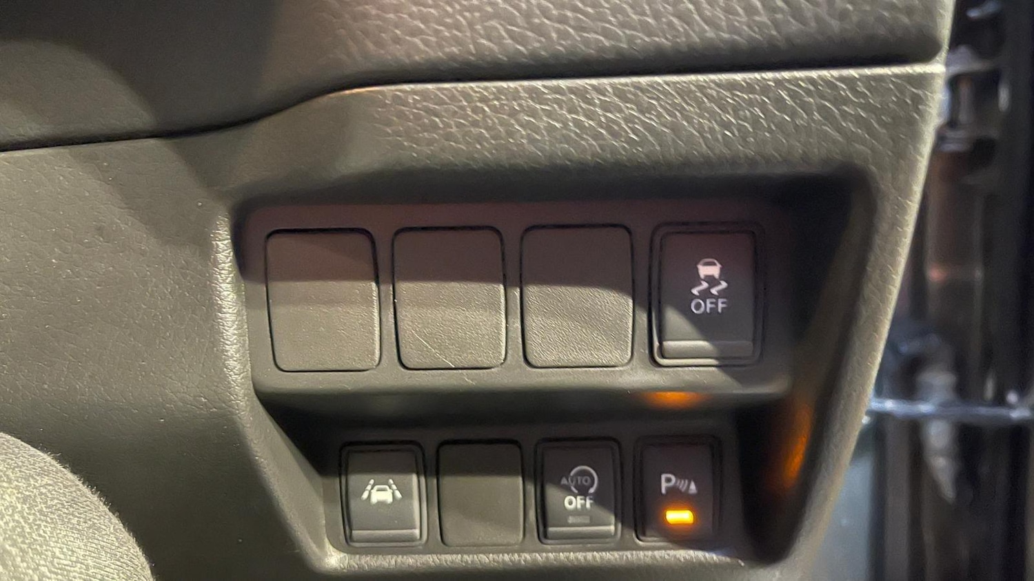 Used Nissan Qashqai 2015 for sale - 76432544: Photo 35