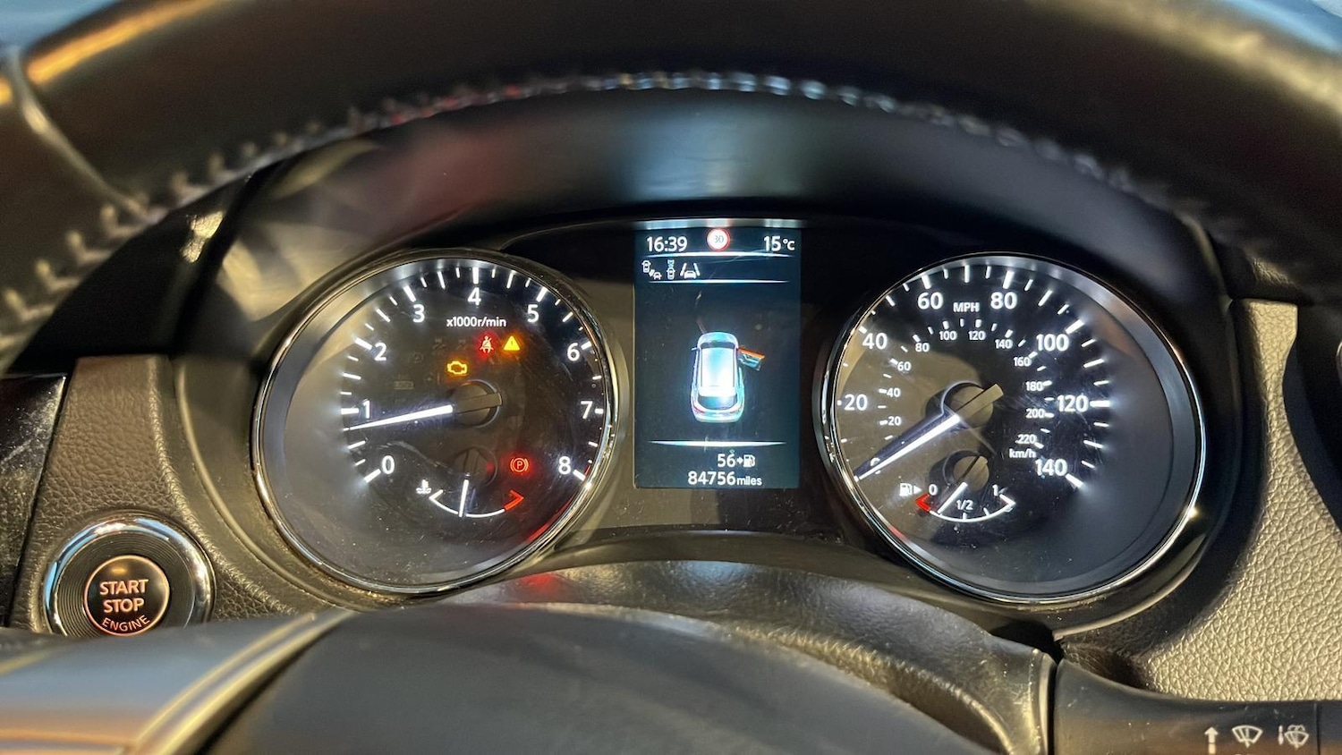 Used Nissan Qashqai 2015 for sale - 76432544: Photo 37