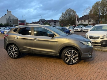 Used Nissan Qashqai 2015 for sale - 76432544: Photo