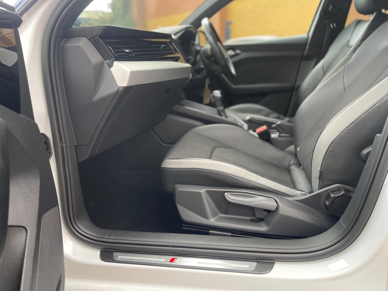 Used Audi A1 2018 for sale - 76326395: Photo 20