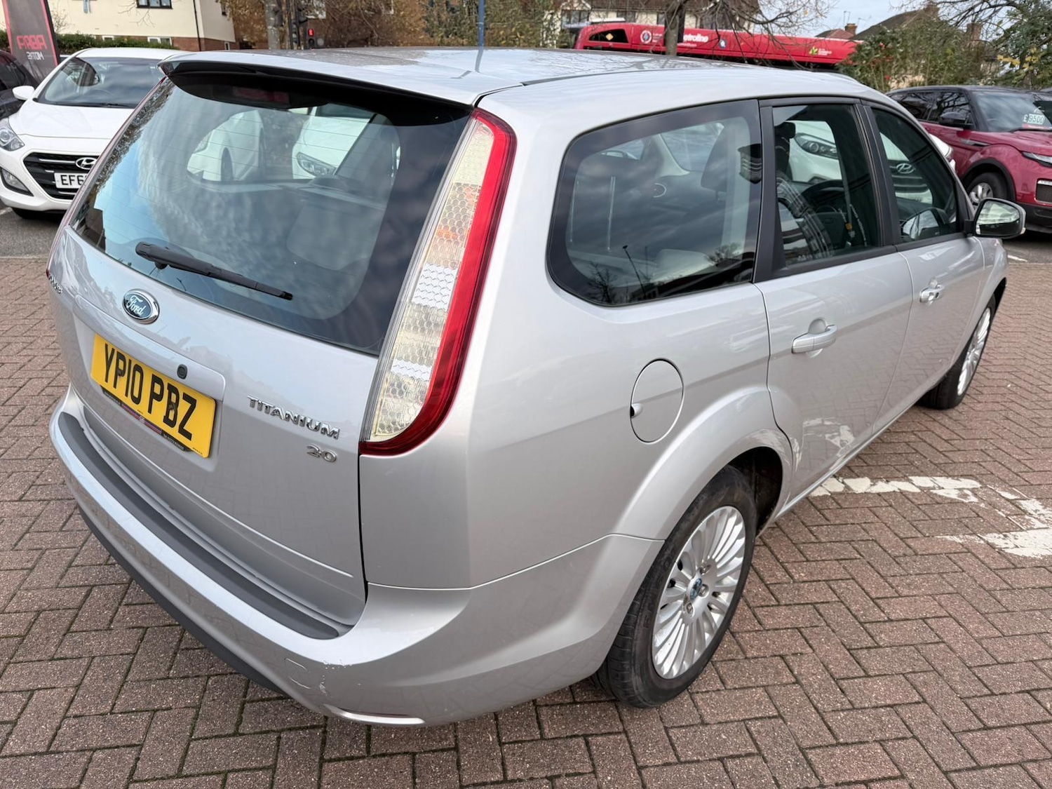 Used Ford Focus 2010 for sale - 76472951: Photo 10