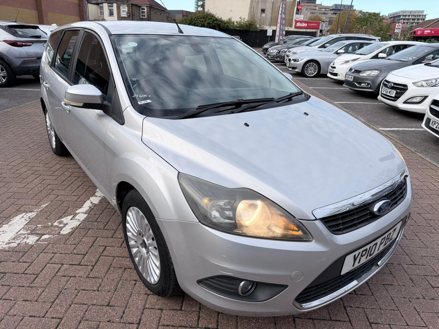 Used Ford Focus 2010 for sale - 76472951: Photo 13