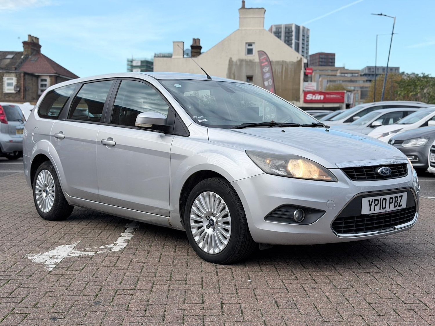 Used Ford Focus 2010 for sale - 76472951: Photo 14