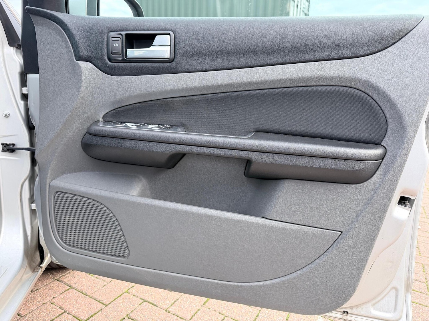 Used Ford Focus 2010 for sale - 76472951: Photo 15