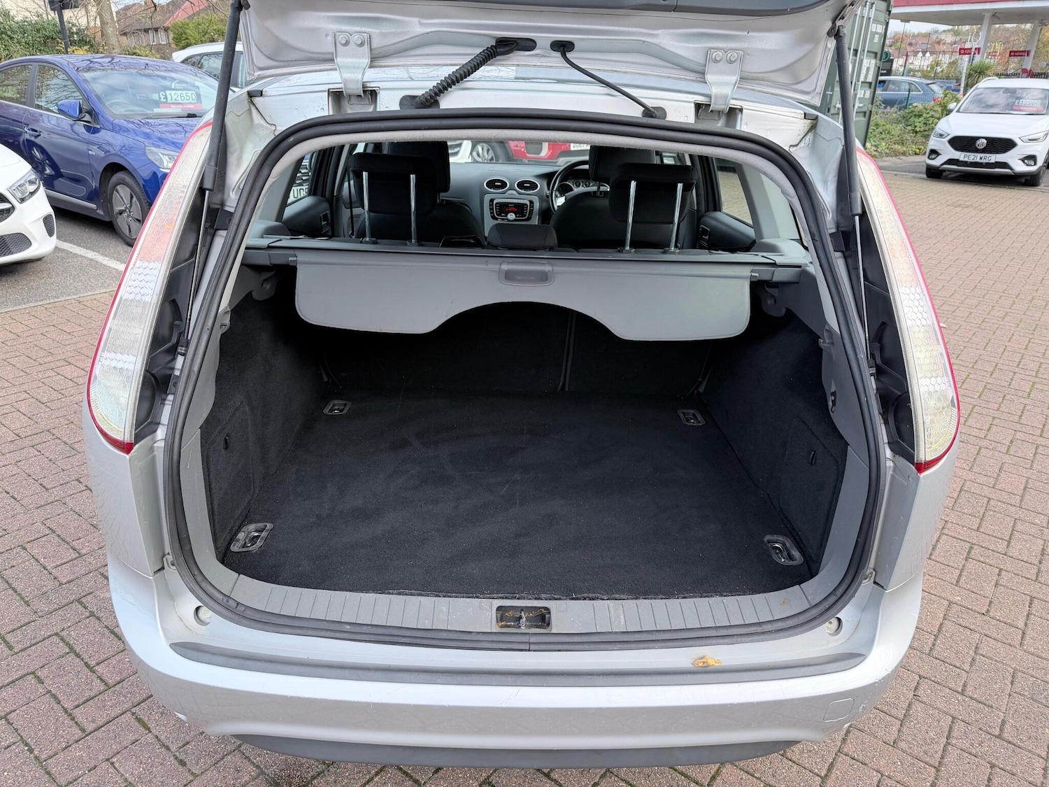 Used Ford Focus 2010 for sale - 76472951: Photo 40