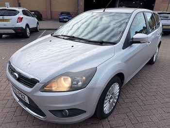 Used Ford Focus 2010 for sale - 76472951: Photo