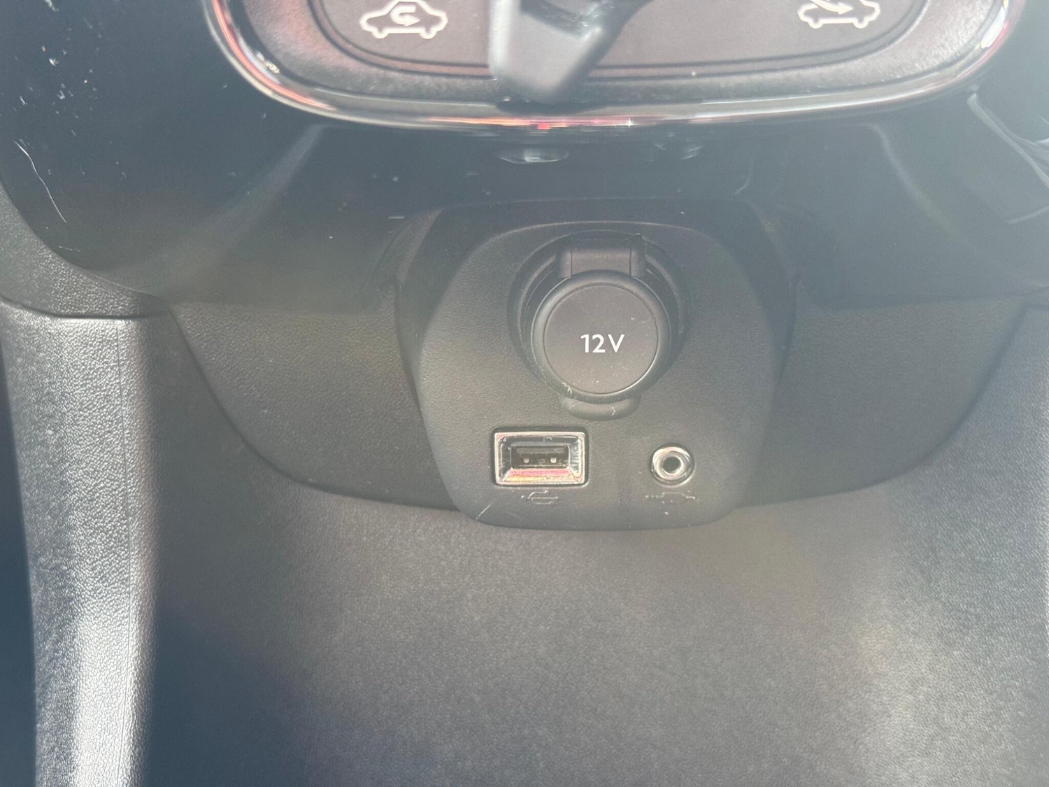 Used Toyota AYGO 2016 for sale - 76327124: Photo 24
