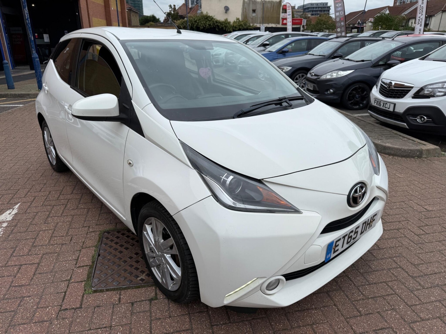 Used Toyota AYGO 2016 for sale - 76327124: Photo 7