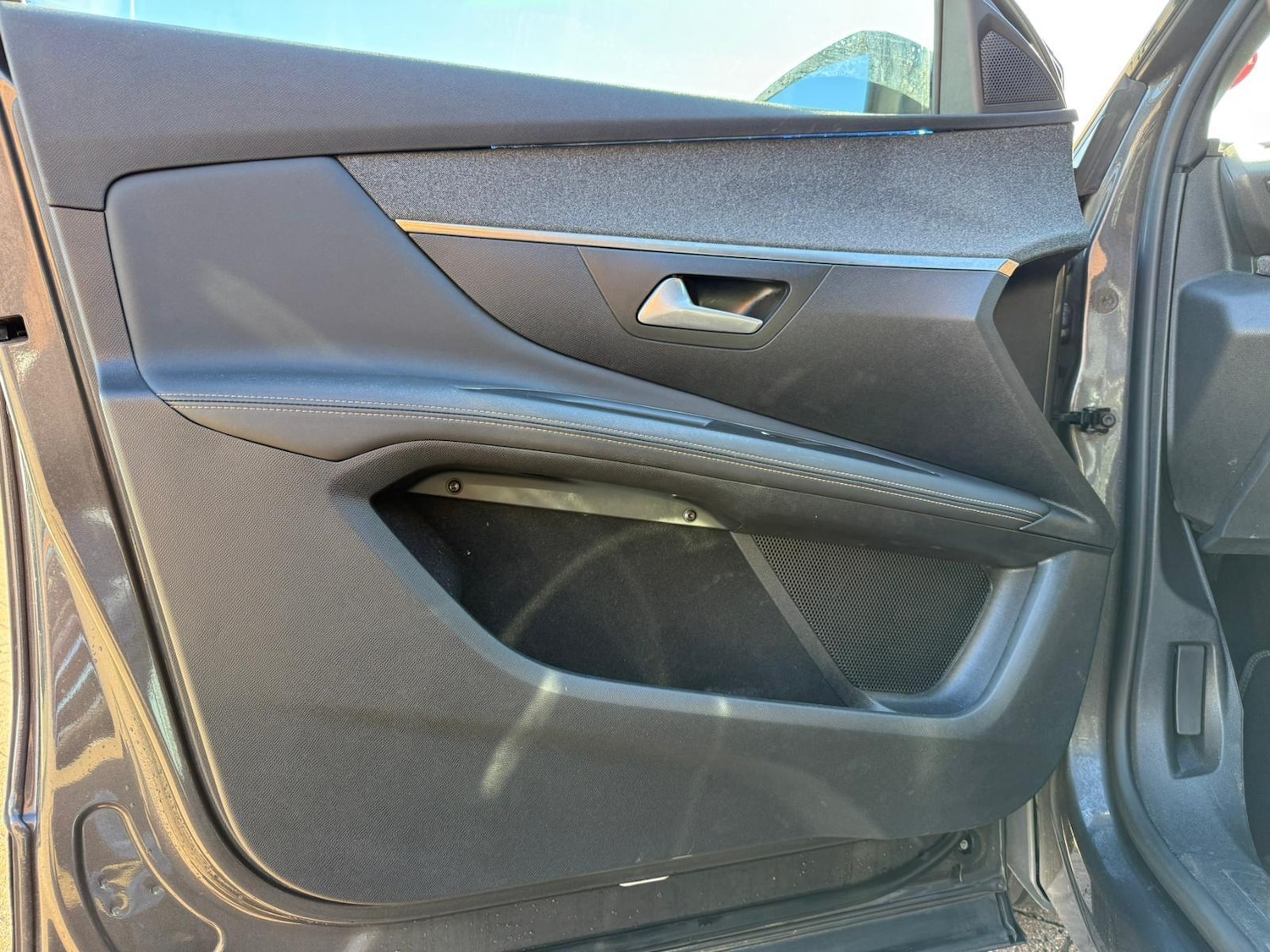 Used Peugeot 3008 2019 for sale - 76551902: Photo 29