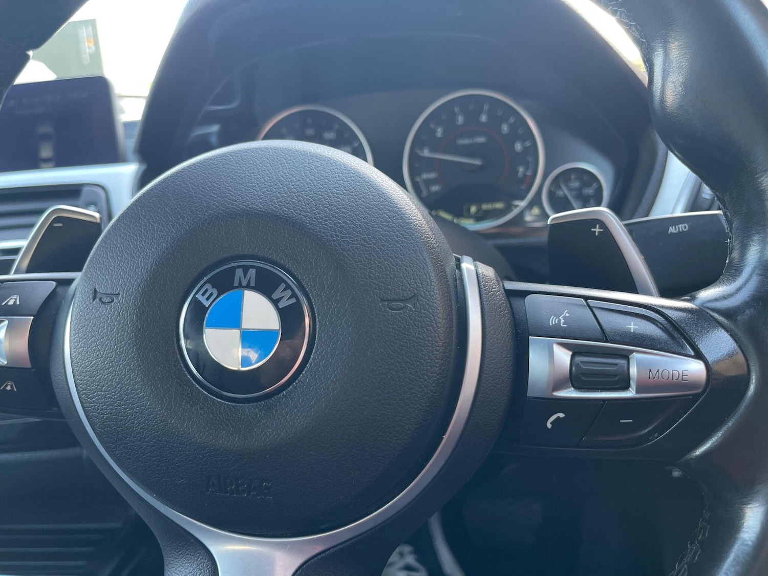 Used BMW 3 Series 2018 for sale - 77670615: Photo 46