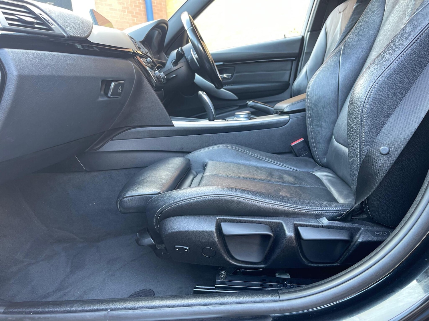 Used BMW 3 Series 2018 for sale - 77670615: Photo 51