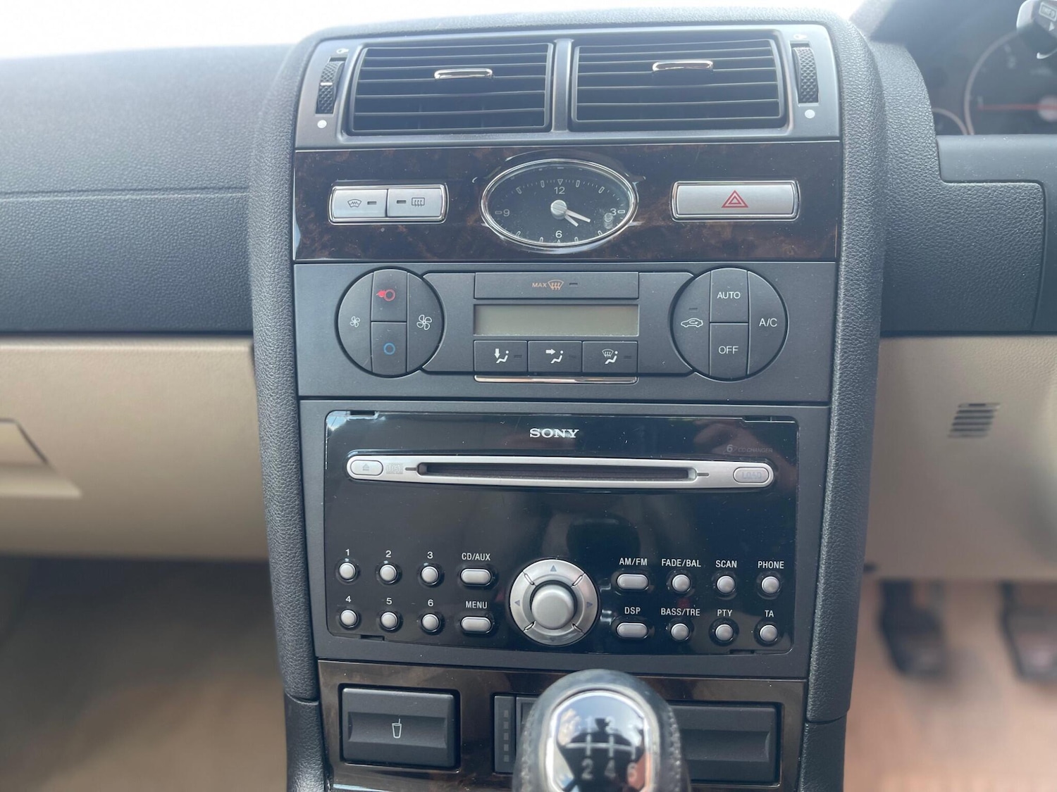 Used Ford Mondeo 2005 for sale - 76551880: Photo 28