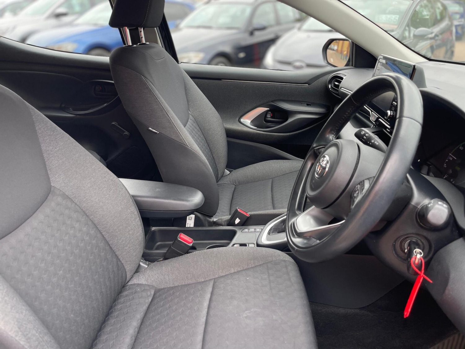 Used Toyota Yaris 2021 for sale - 76997556: Photo 27