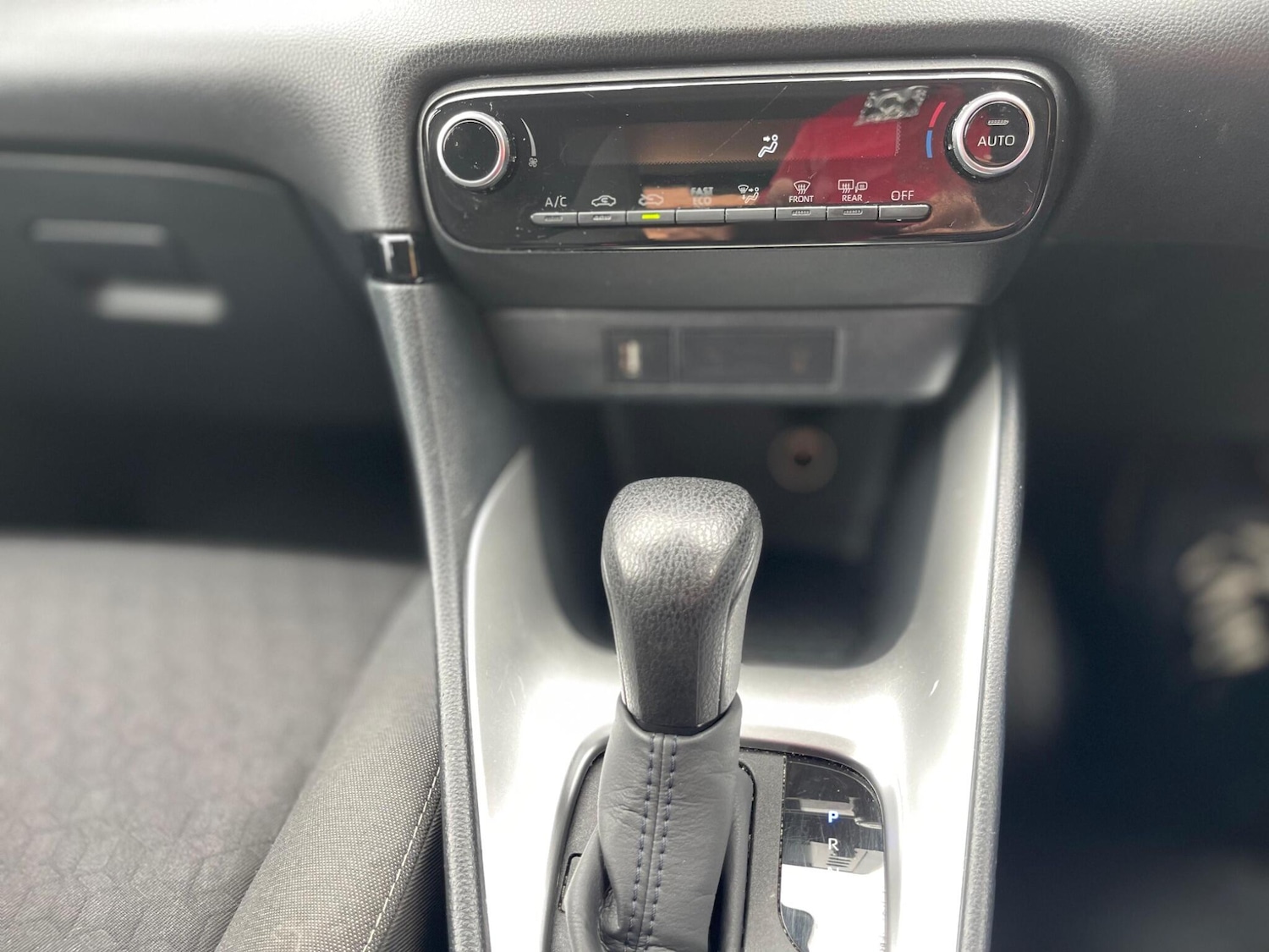 Used Toyota Yaris 2021 for sale - 76997556: Photo 33