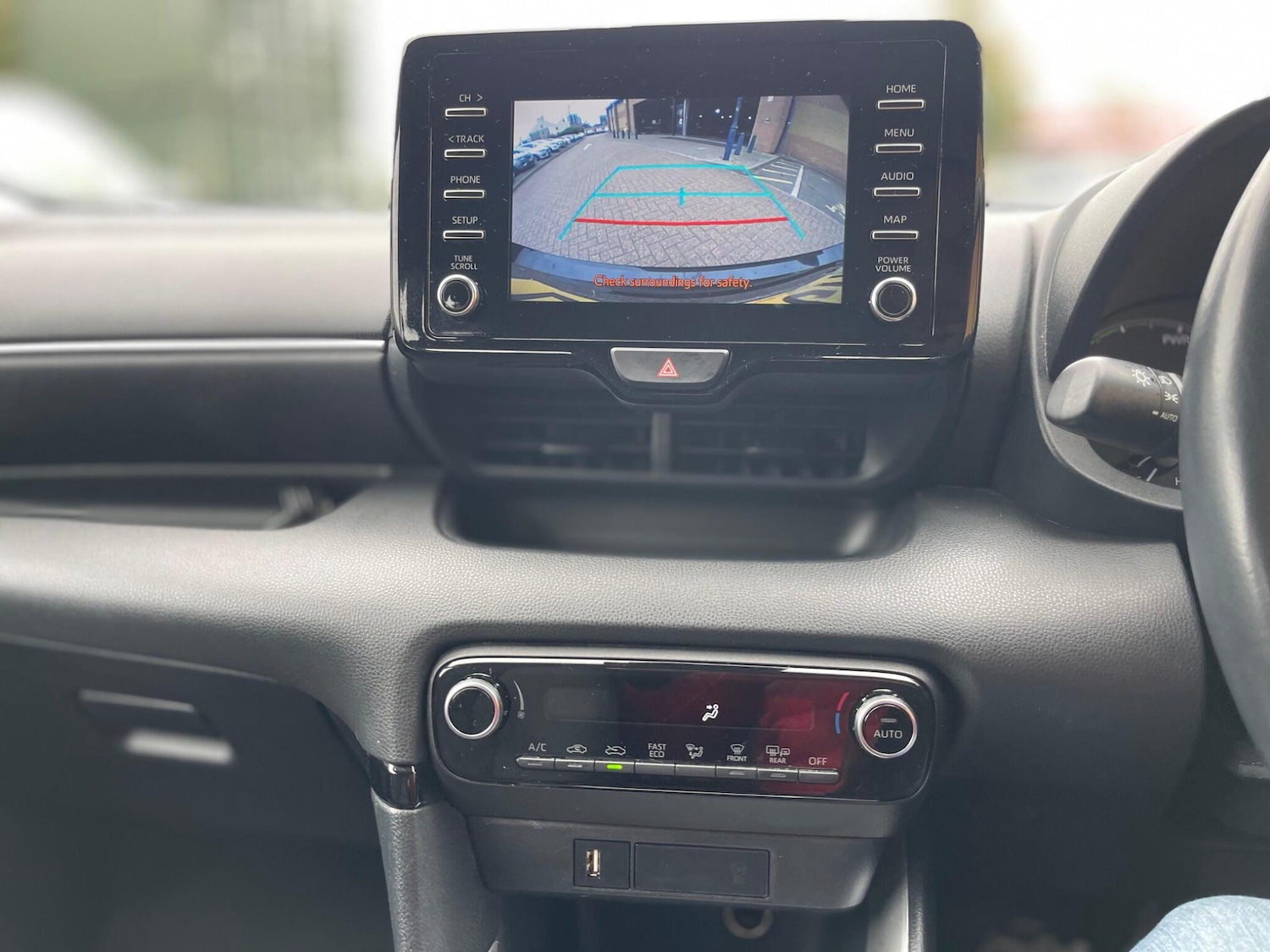 Used Toyota Yaris 2021 for sale - 76997556: Photo 36