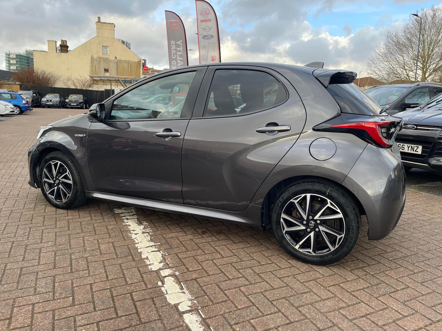 Used Toyota Yaris 2020 for sale - 77306010: Photo 11