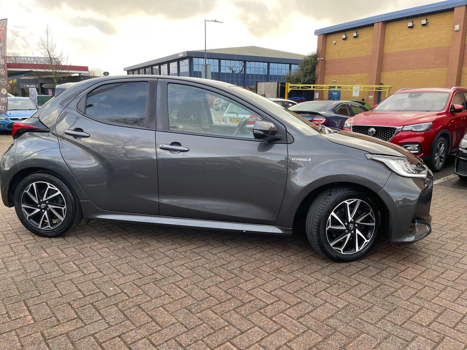 Used Toyota Yaris 2020 for sale - 77306010: Photo 12