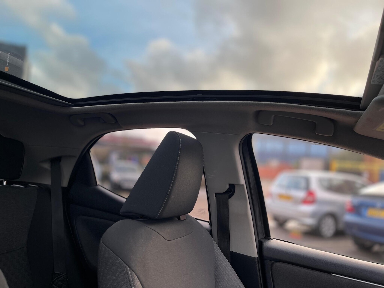 Used Toyota Yaris 2020 for sale - 77306010: Photo 20