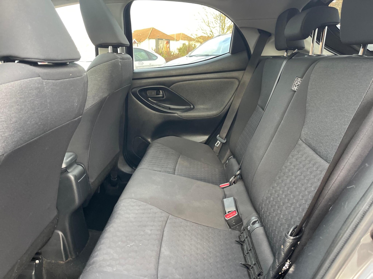 Used Toyota Yaris 2020 for sale - 77306010: Photo 25