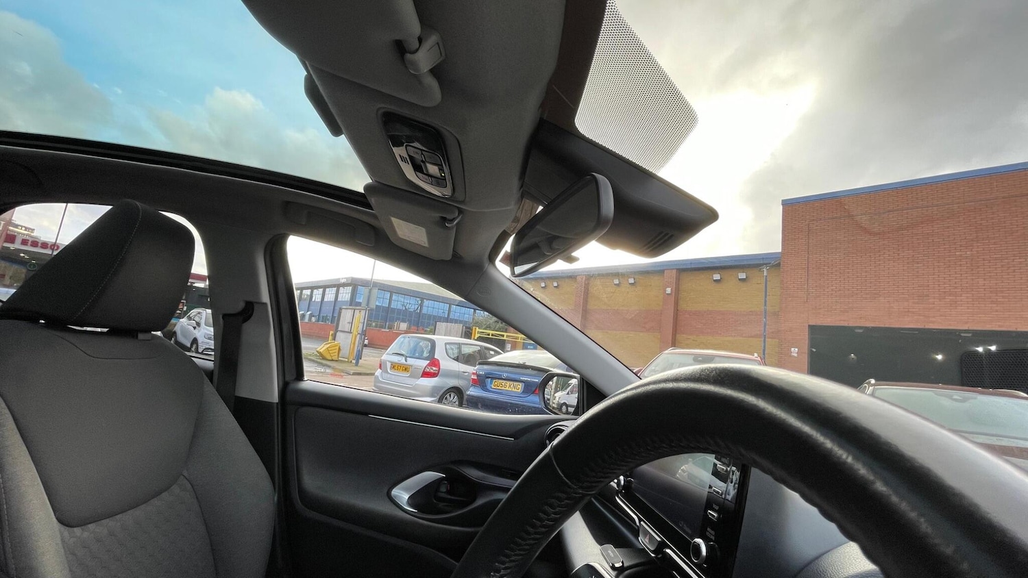 Used Toyota Yaris 2020 for sale - 77306010: Photo 41