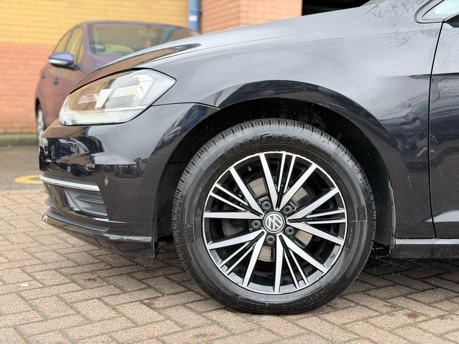 Used Volkswagen Golf 2018 for sale - 77612929: Photo 26