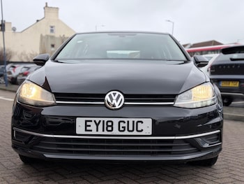 Used Volkswagen Golf 2018 for sale - 77612929: Photo