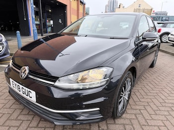 Used Volkswagen Golf 2018 for sale - 77612929: Photo