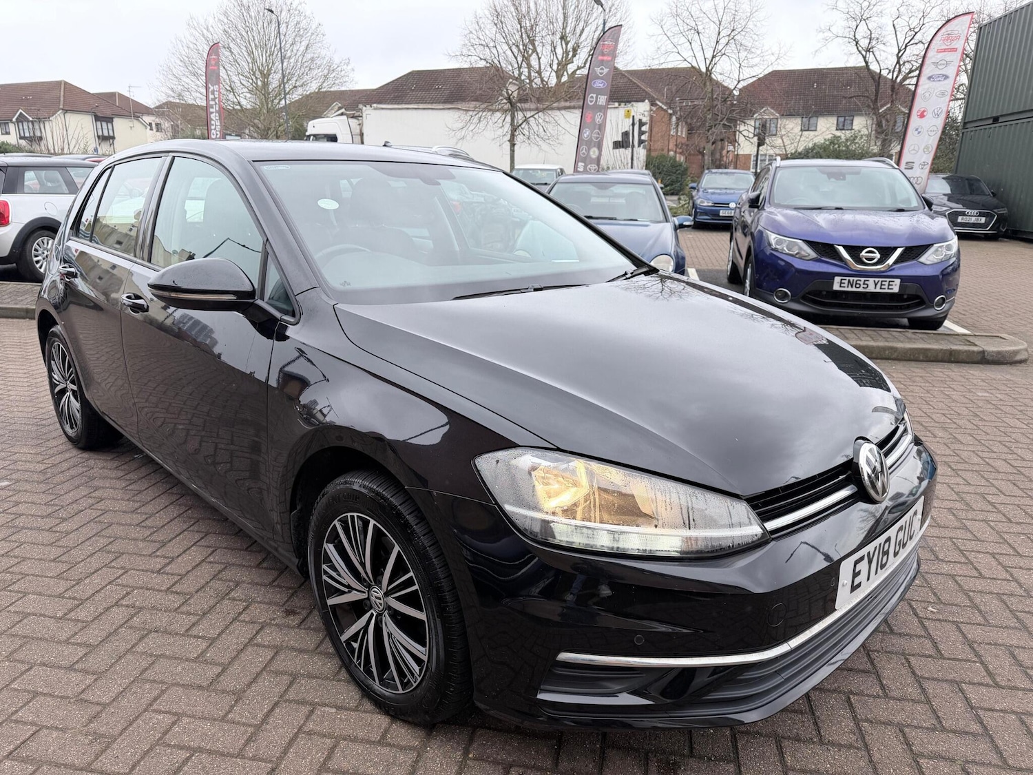Used Volkswagen Golf 2018 for sale - 77612929: Photo 8