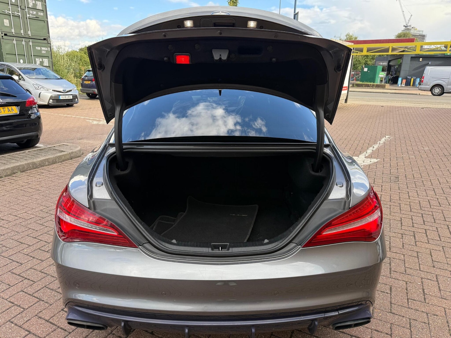 Used Mercedes-Benz CLA 2016 for sale - 76551885: Photo 27