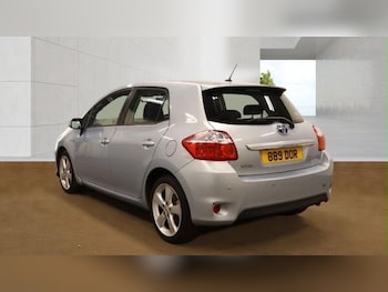 Used Toyota Auris 2010 for sale - 79247621: Photo