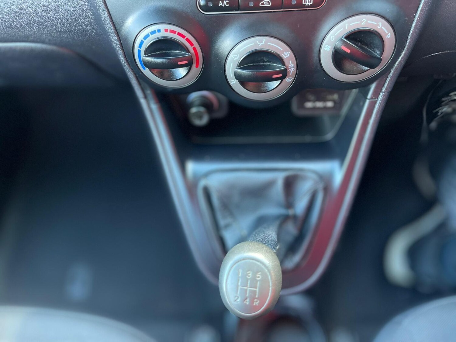 Used Hyundai i10 for sale - 77510734: Photo 14