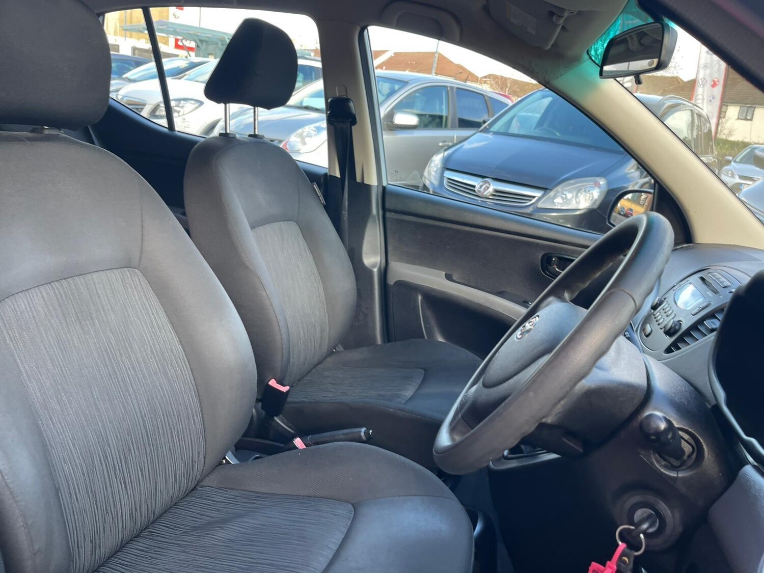 Used Hyundai i10 for sale - 77510734: Photo 17