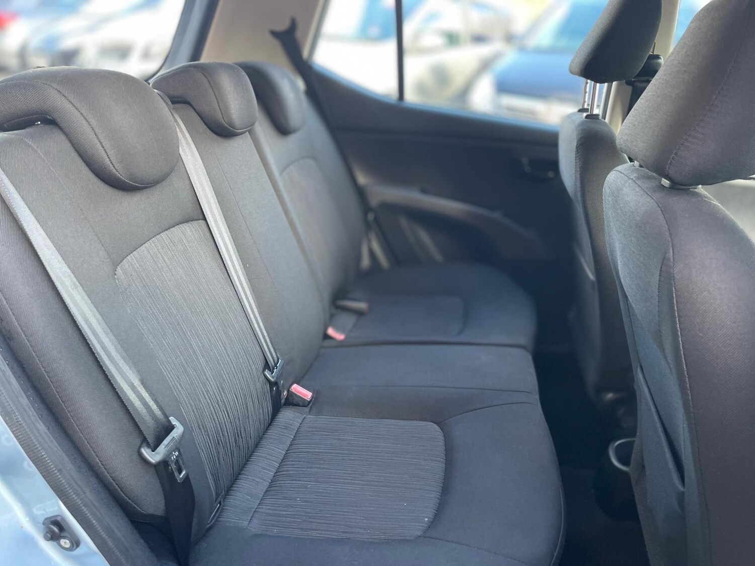 Used Hyundai i10 for sale - 77510734: Photo 19