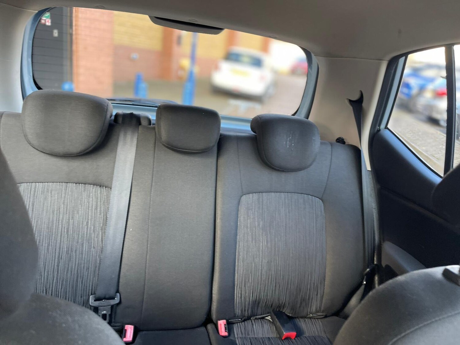 Used Hyundai i10 for sale - 77510734: Photo 23