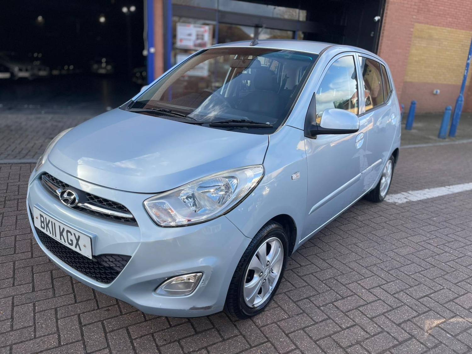 Used Hyundai i10 for sale - 77510734: Photo 3