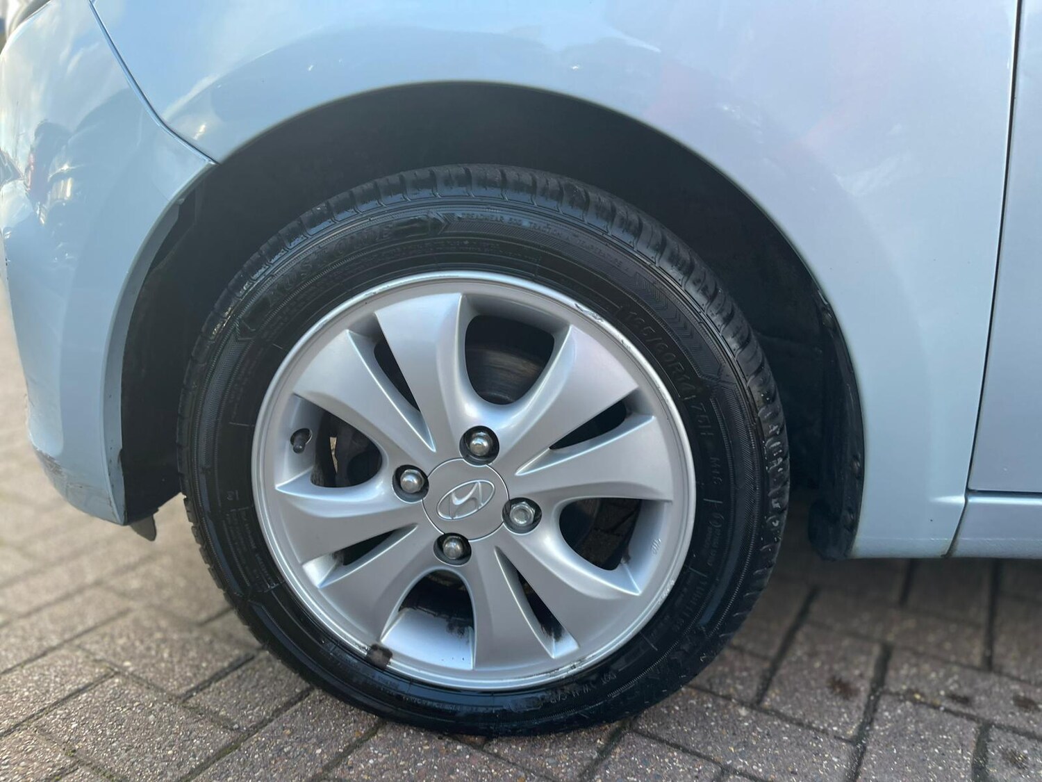 Used Hyundai i10 for sale - 77510734: Photo 31