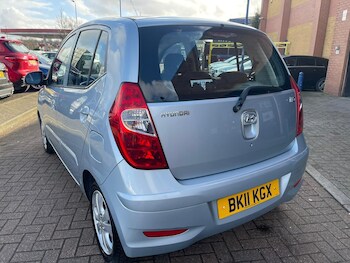 Used Hyundai i10 2011 for sale - 77510734: Photo