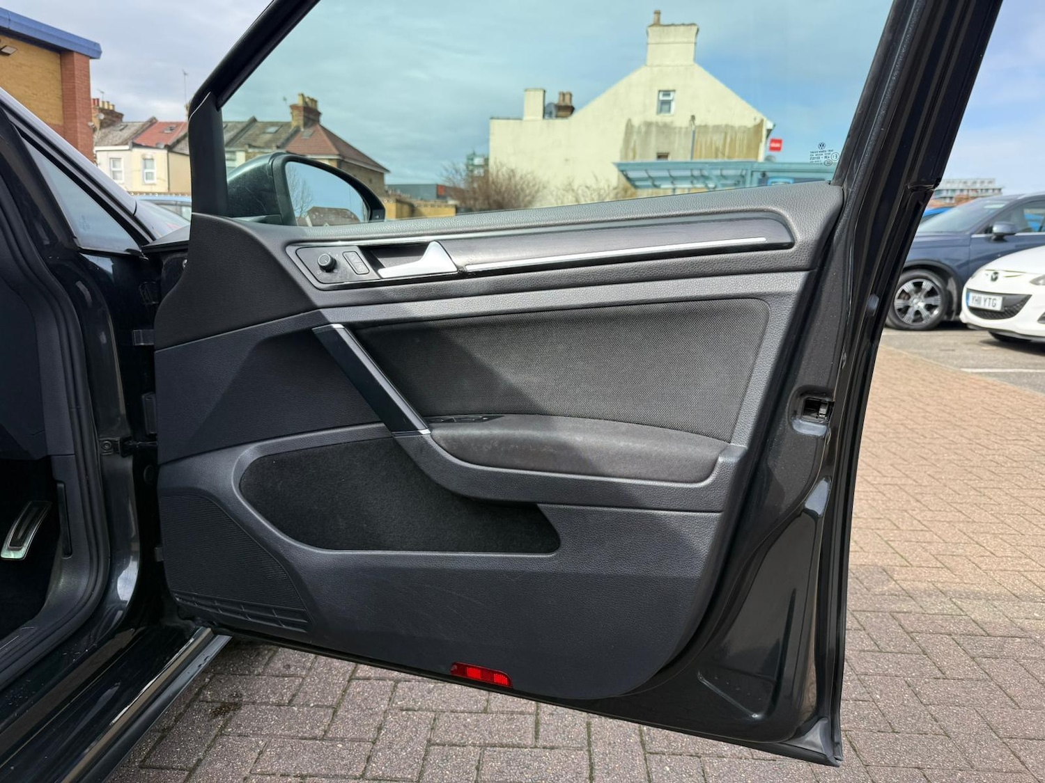 Used Volkswagen Golf for sale - 77823635: Photo 27