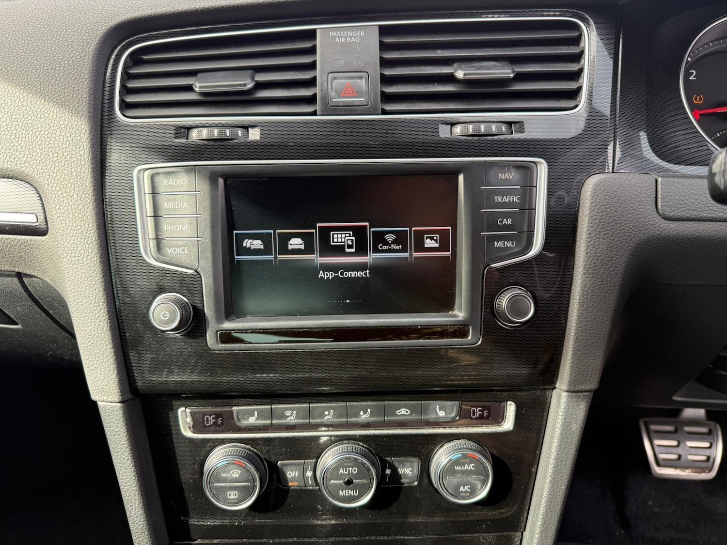 Used Volkswagen Golf for sale - 77823635: Photo 31