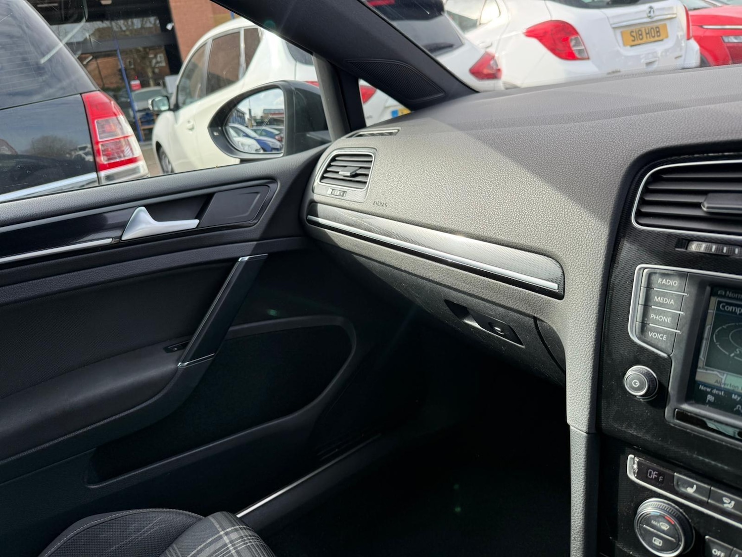 Used Volkswagen Golf for sale - 77823635: Photo 39