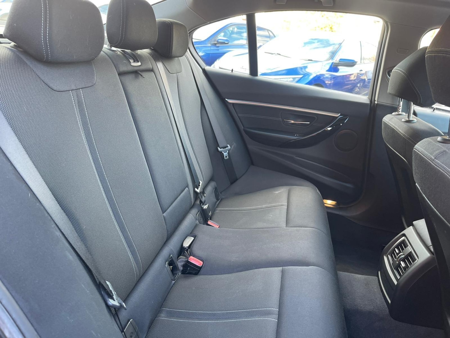 Used BMW 3 Series 2017 for sale - 76551957: Photo 23