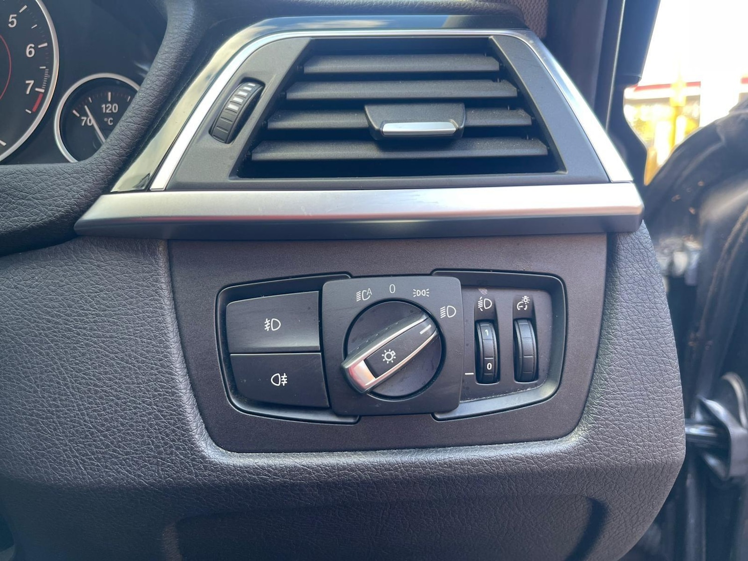 Used BMW 3 Series 2017 for sale - 76551957: Photo 25