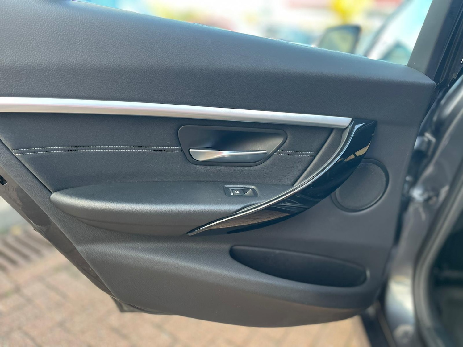 Used BMW 3 Series 2017 for sale - 76551957: Photo 31